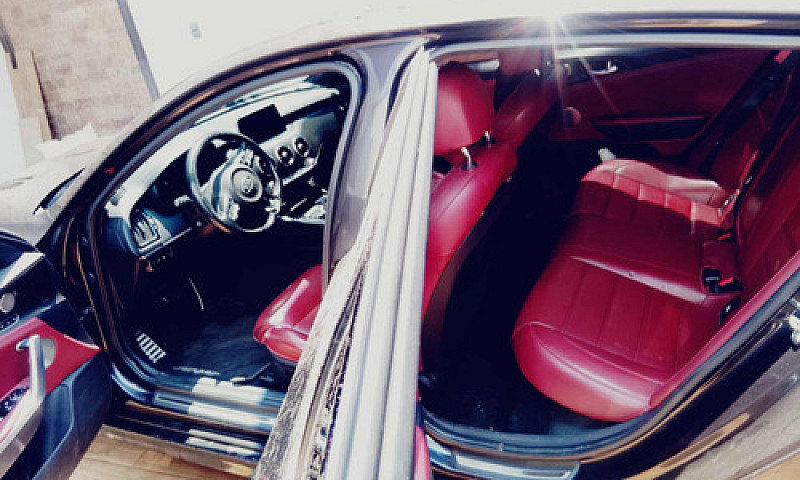 Kia Stinger 3.0 V6 G...