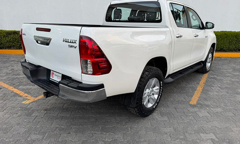 Toyota  Hilux Pick-U...