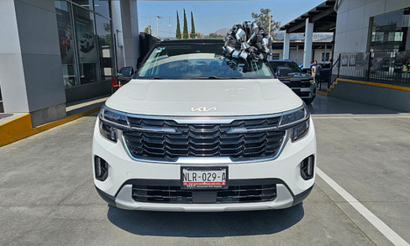 Kia Seltos 2024...