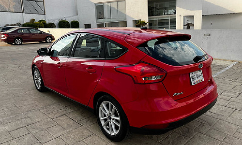 Ford Focus 2.0 Se Ha...