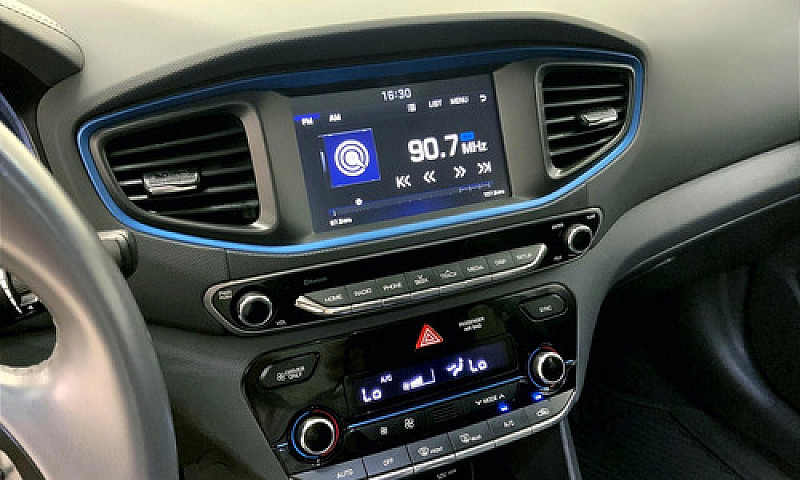 Hyundai Ioniq 2018...