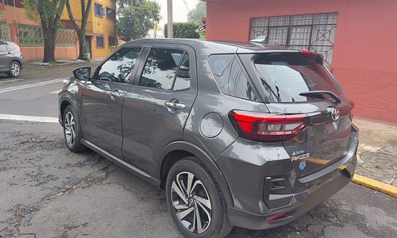 Toyota Raize 1.0T Xl...