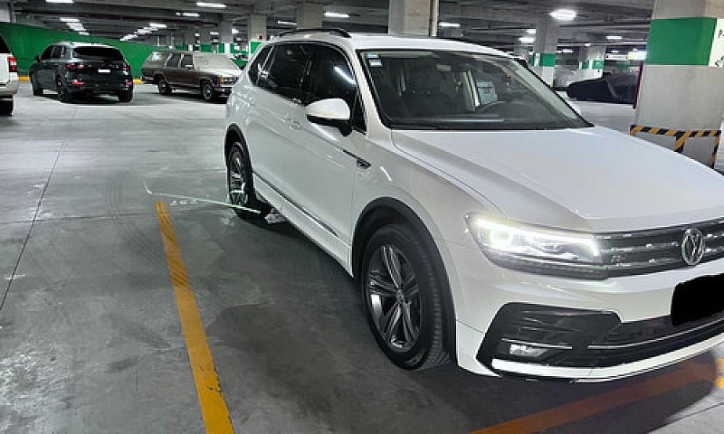 Vw Tiguan R Line...