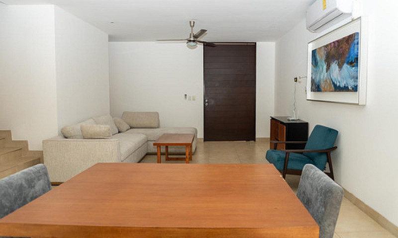 Townhouse Zona Norte...