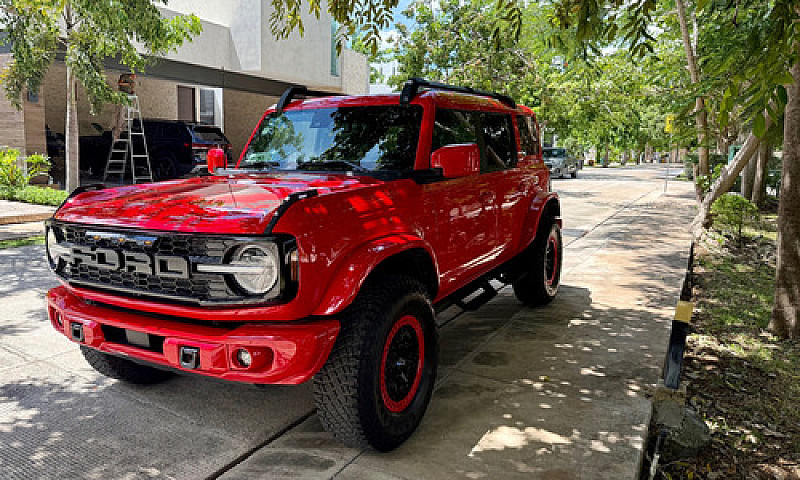 Ford Bronco 2023...