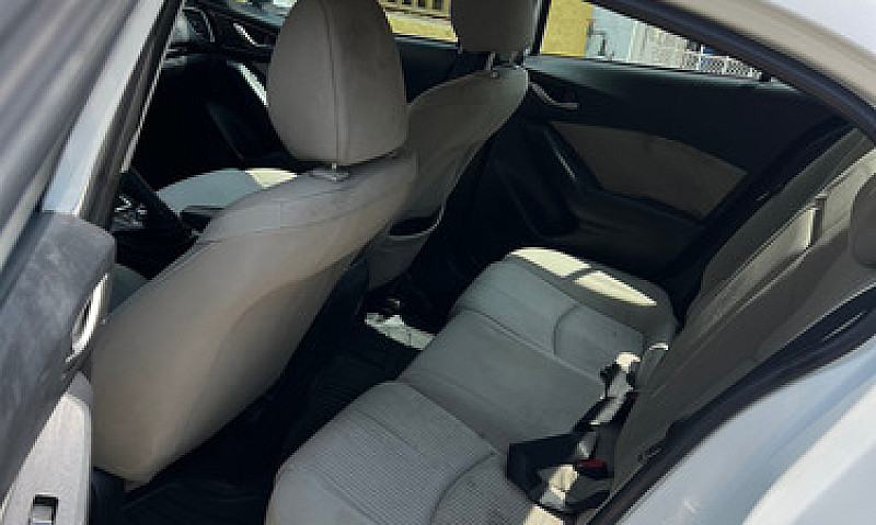 Mazda Mazda 3 2.0 Se...
