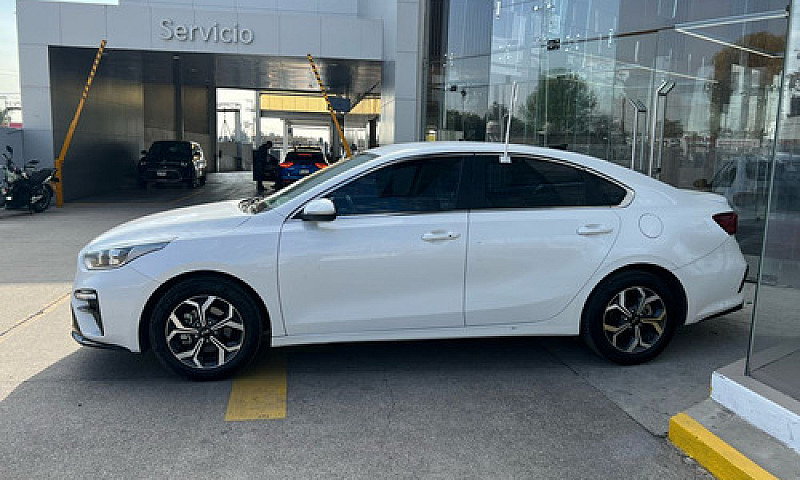 Kia Forte Sedan 2020...