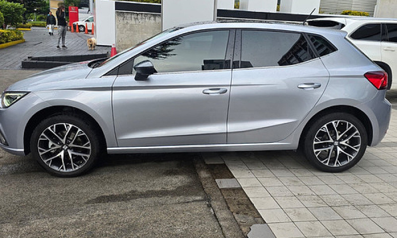Seat Ibiza 1.6 Xcell...