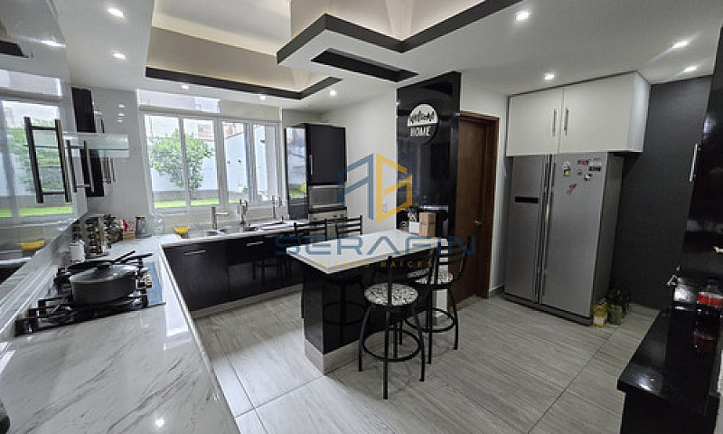 Casa En Venta Col. P...