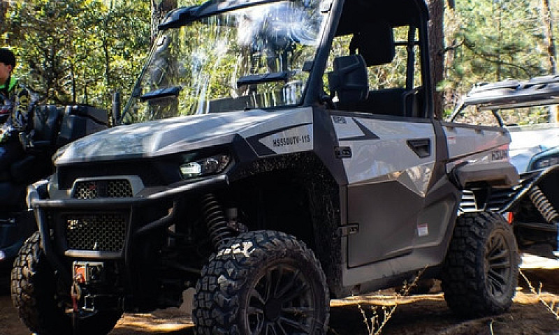 Utv Hisun Axxis 550...