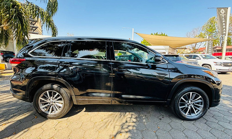 Toyota Highlander 20...