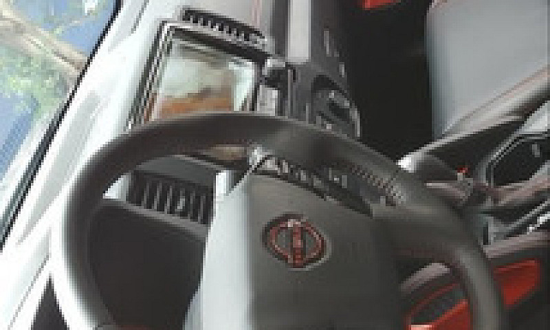 Nissan Frontier 3.8 ...