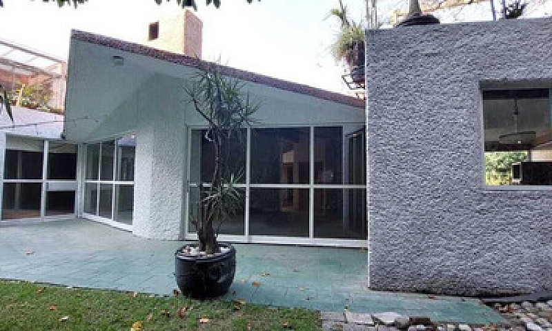 Casa En Venta En Amp...