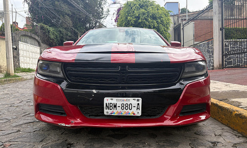 Dodge Charger 5.7 R-...