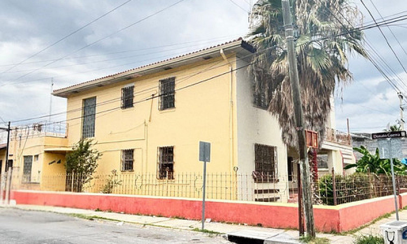 Venta De Casa Con Us...