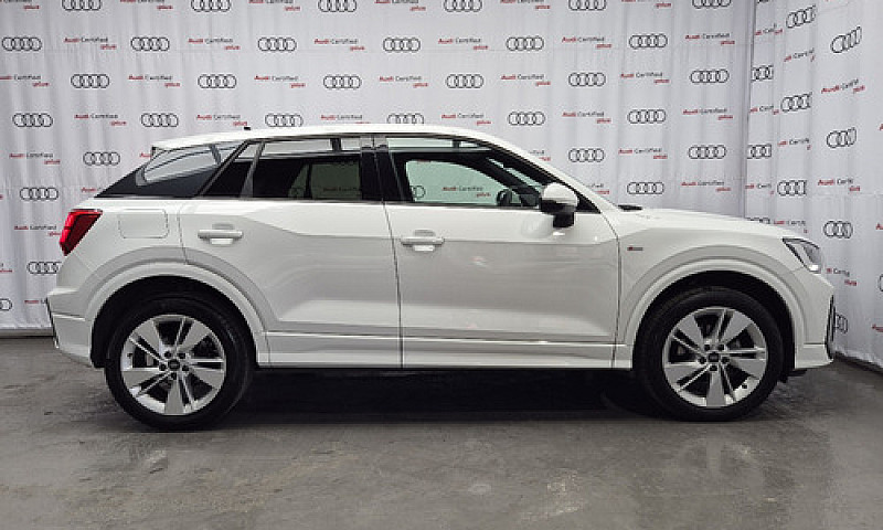 Audi  Q2  2022...