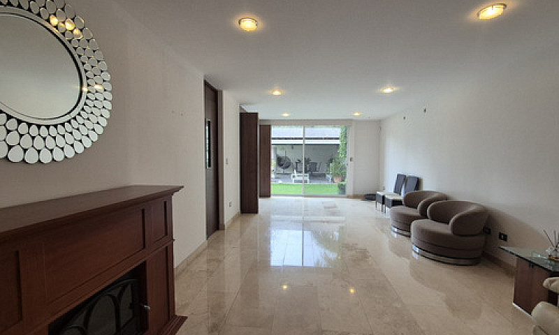 Casa En Venta En Fra...