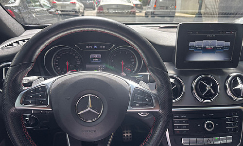 Mercedes-Benz Clase ...