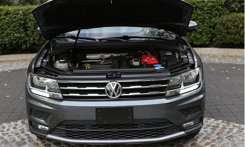 Volkswagen Tiguan 1....