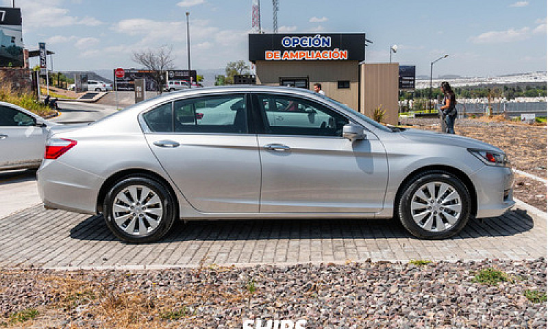 Honda Accord 2015...