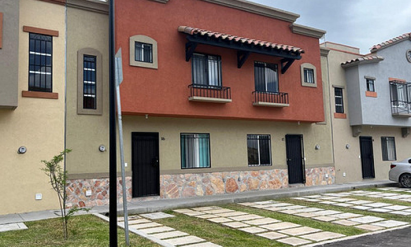 Casa En Venta Excele...