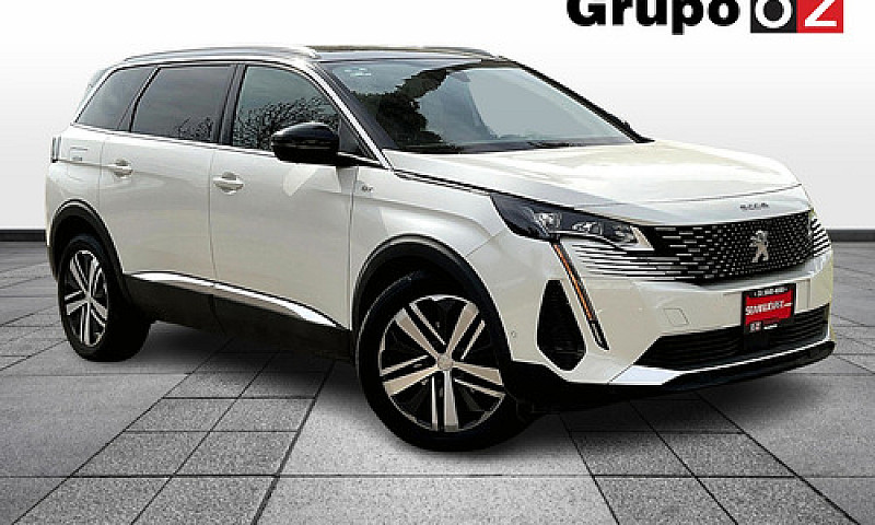 Peugeot 5008 2023...