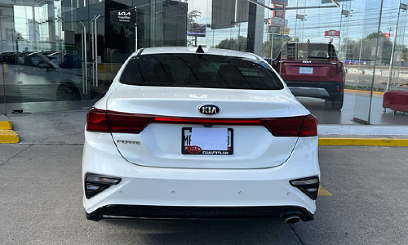 Kia Forte Sedan 2020...