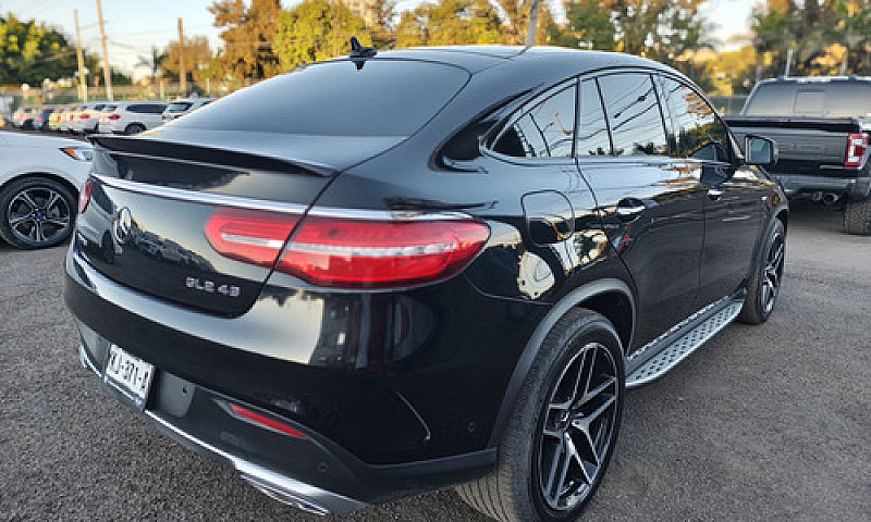 Mercedes-Benz Clase ...