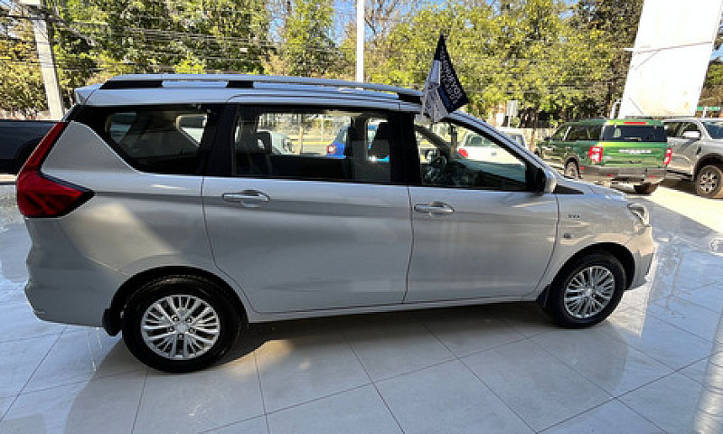 Suzuki Ertiga 2022...