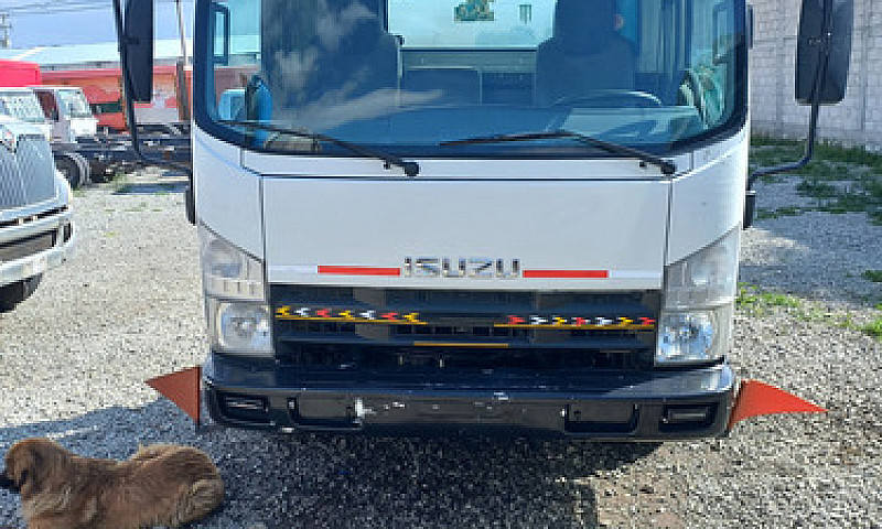Isuzu Elf600...