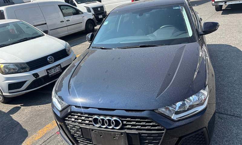 Audi A1 1. 0 Sportba...
