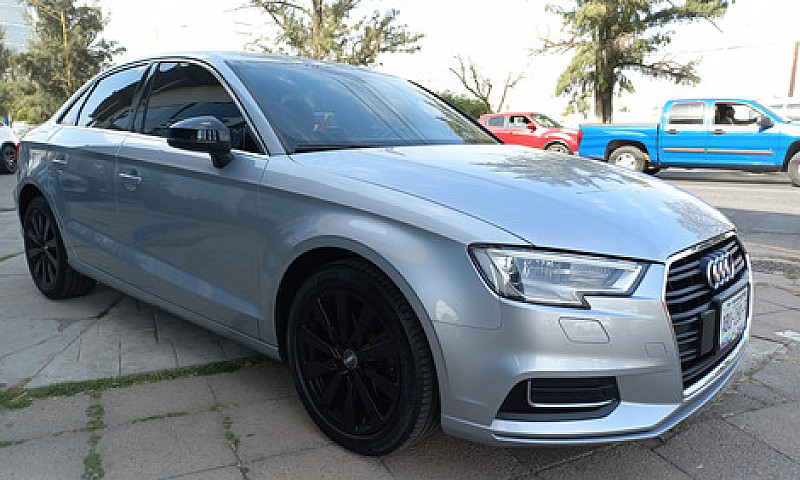 Audi A3 1.4 Sedán Se...