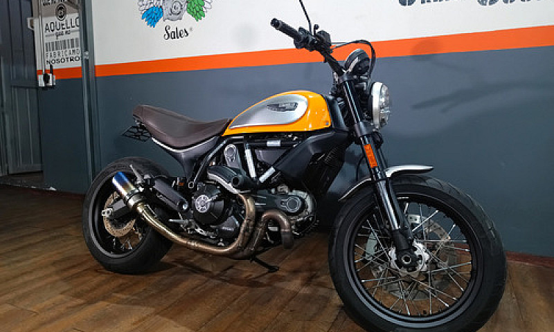 Ducati Scrambler 800...