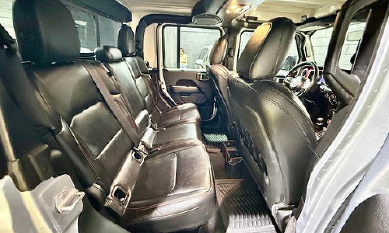 Jeep Gladiator 3.6 R...