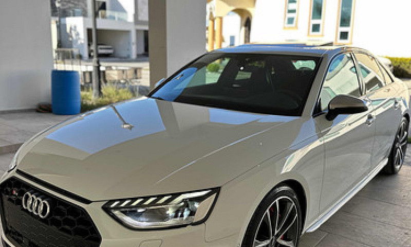 Audi S4...