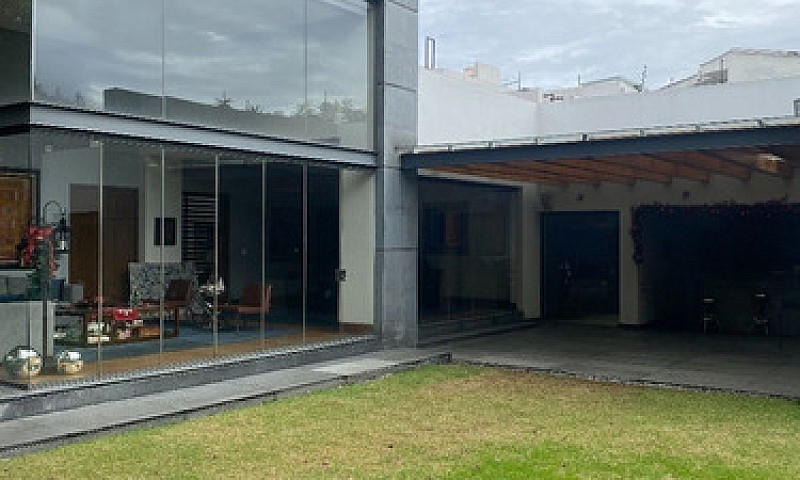 Venta De Casa En Ped...