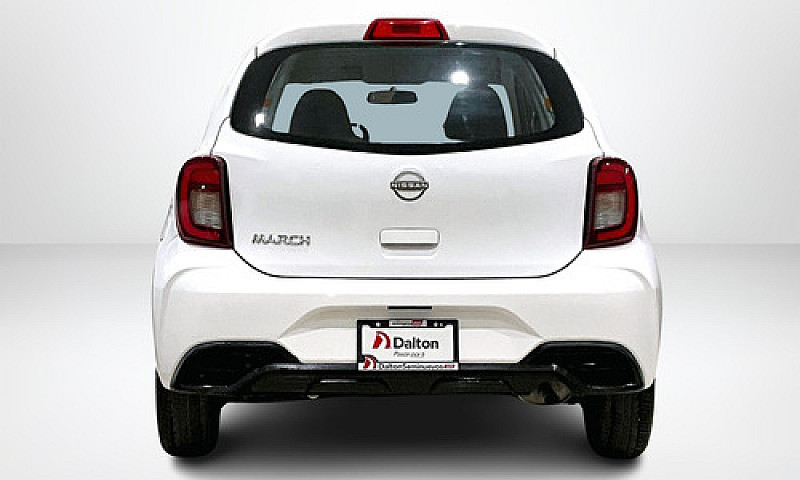 Nissan March 2022...