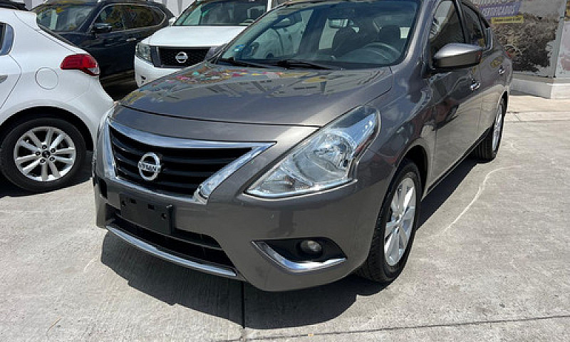 Nissan Versa 2017...