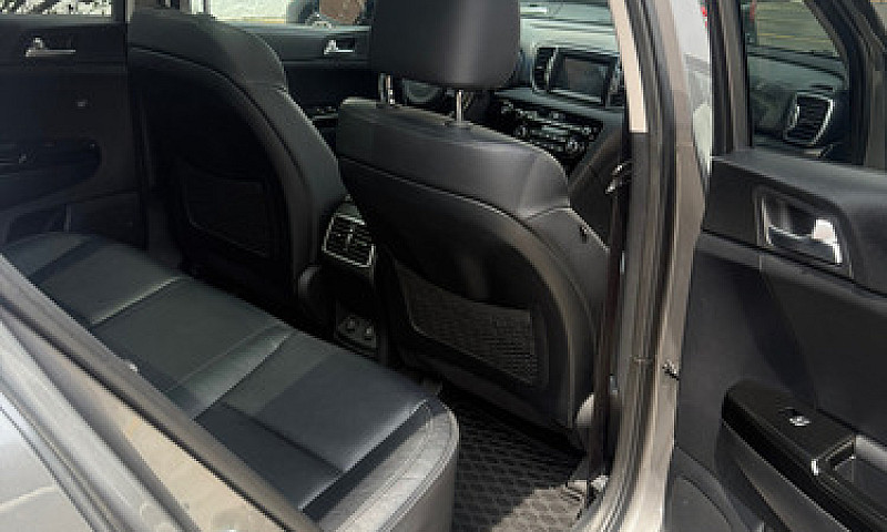 Kia Sportage 2.4 Sxl...