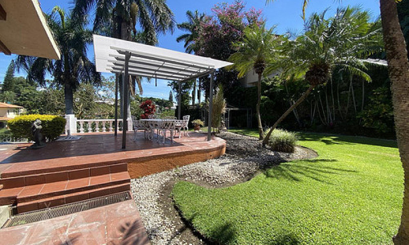 Casa En Venta Y Rent...