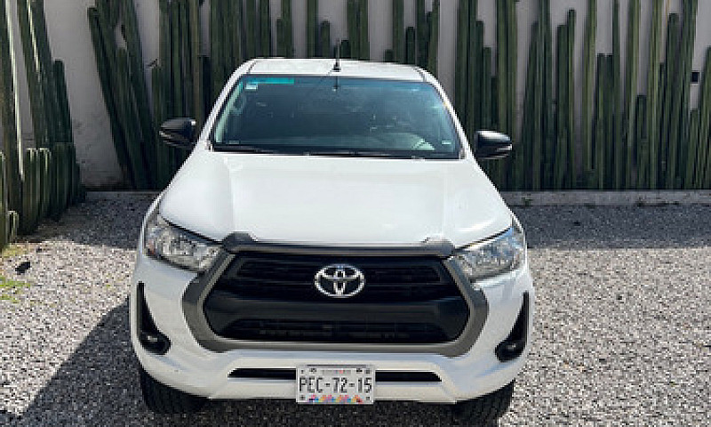 Toyota Hilux 2.7 Cab...