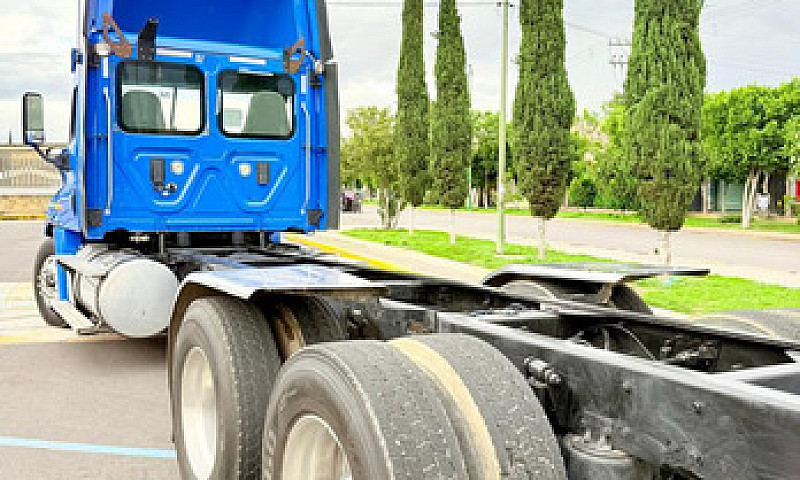 Torton Freightliner ...