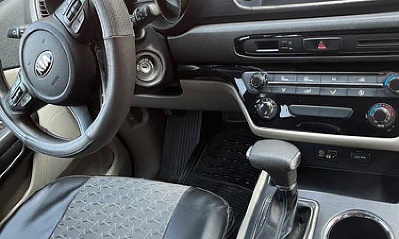 Kia Sedona 3.3 V6 Lx...