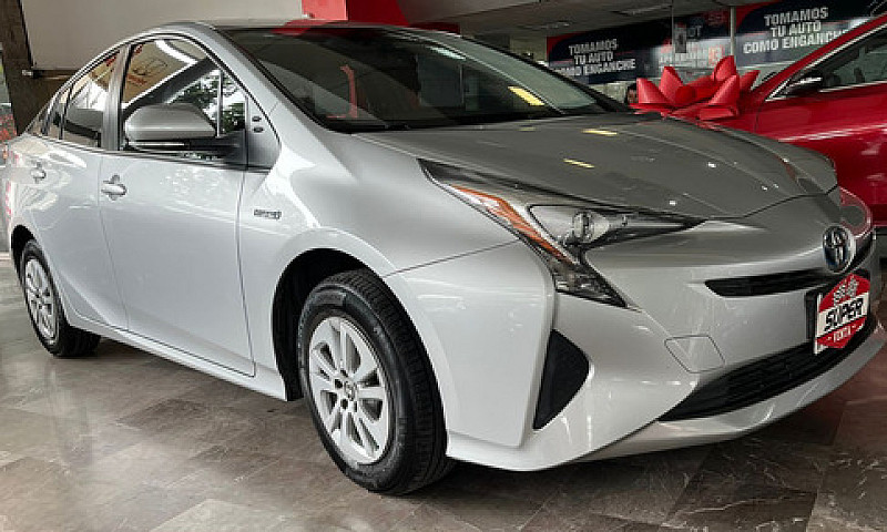Toyota Prius 2017 1....