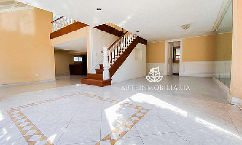 Casa En Venta En Sat...