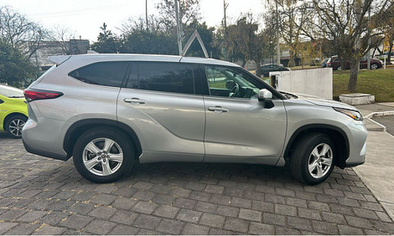 Toyota Highlander 20...