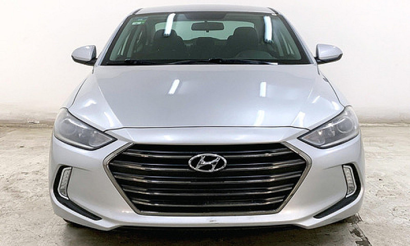 Hyundai Elantra 2018...