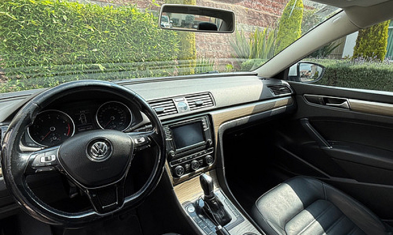 Volkswagen Passat 2....