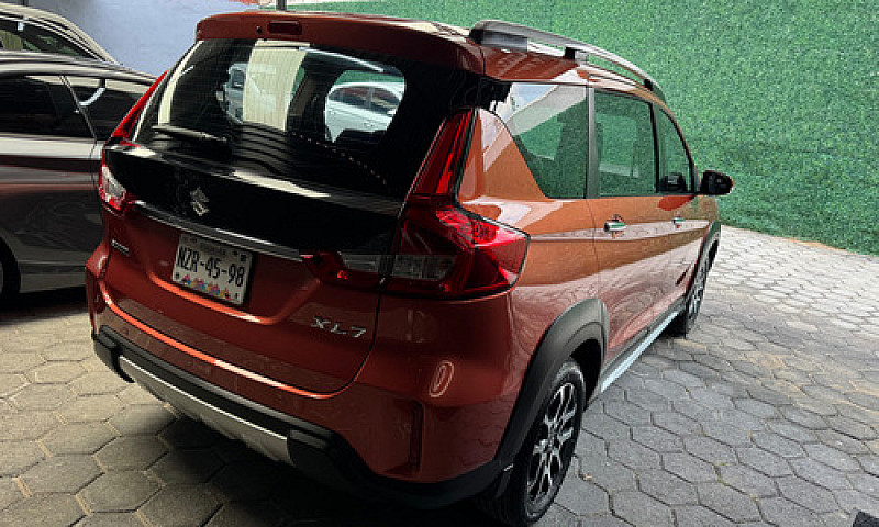 Suzuki Ertiga Xl7 1....