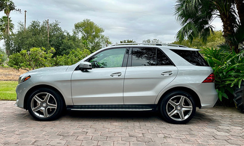 Mercedes-Benz Clase ...